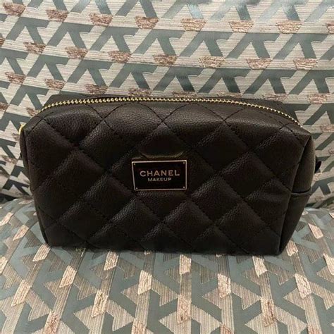 chanel beauté bag|chanel cosmetic bag price.